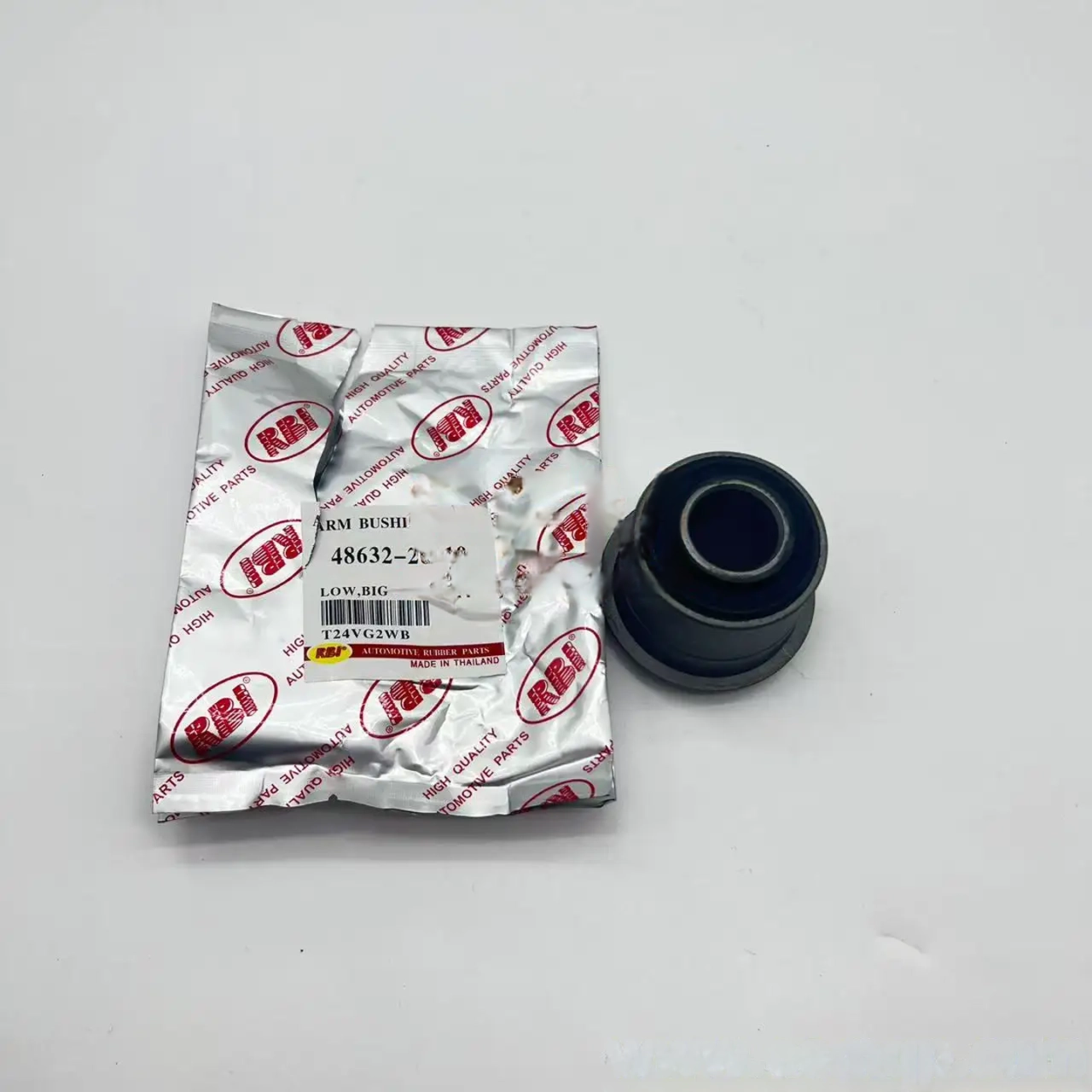 RBI BUSH, UPPER ARM 48632-26010 THAILAND